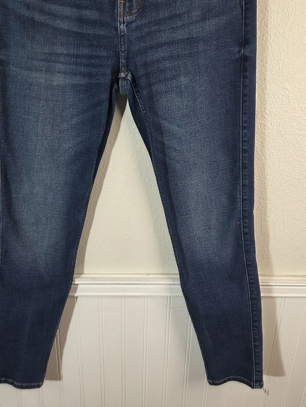 Hollister Men’s Athletic Skinny Jeans 29x30 Blue Wash Advanced Stretch Denim - Picture 7 of 13
